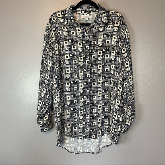 Skatie | Phoenix Button Down Satin Collared Shirt Swimsuit Cover up in Kilauea - Picture 1 of 10